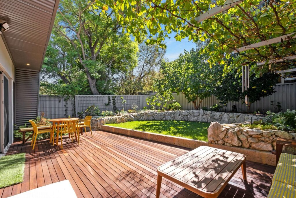 b13a544a-3c60-4287-905a-ad9a0638f667